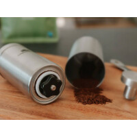 Manuelle Kaffeemühle Edelstahl – Keramikmahlwerk für Camper & Vanlife