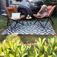 Outdoormatte „Chill“ (180x200cm) – Recycelter Campingteppich